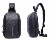 ARCTIC HUNTER Τσάντα Crossbody XB-00081-BK, USB, αδιάβροχη, μαύρη-grid