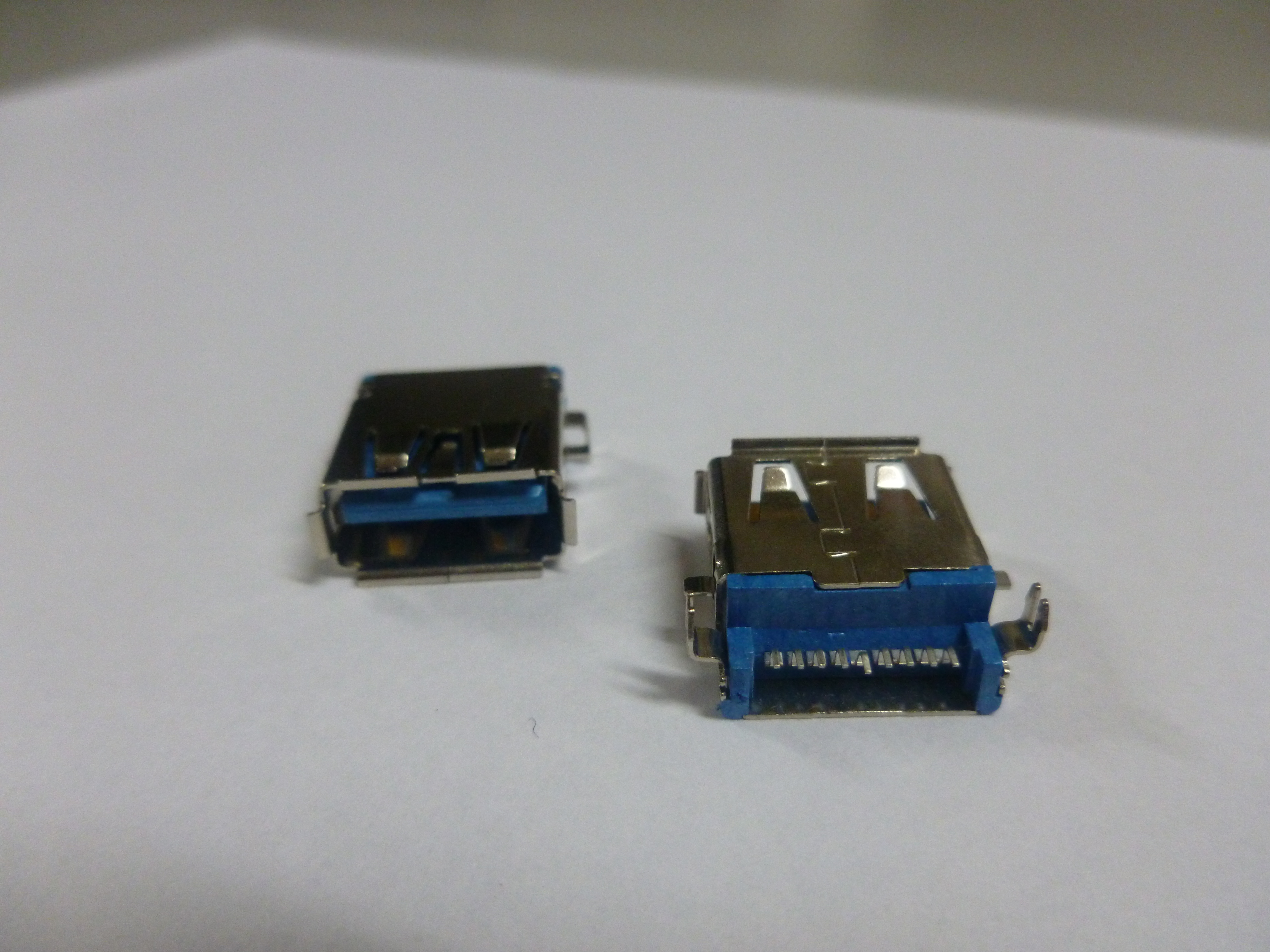 Hi-Speed USB 3.0 9-Pin DIP PCB Socket Connector (RoHS) (OEM) US18 (HSUSB3J9PIN)