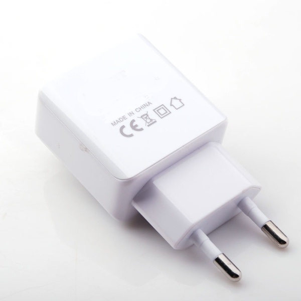 Φορτιστής πρίζας κινητού USB 5V 2A άσπρος (GTL)