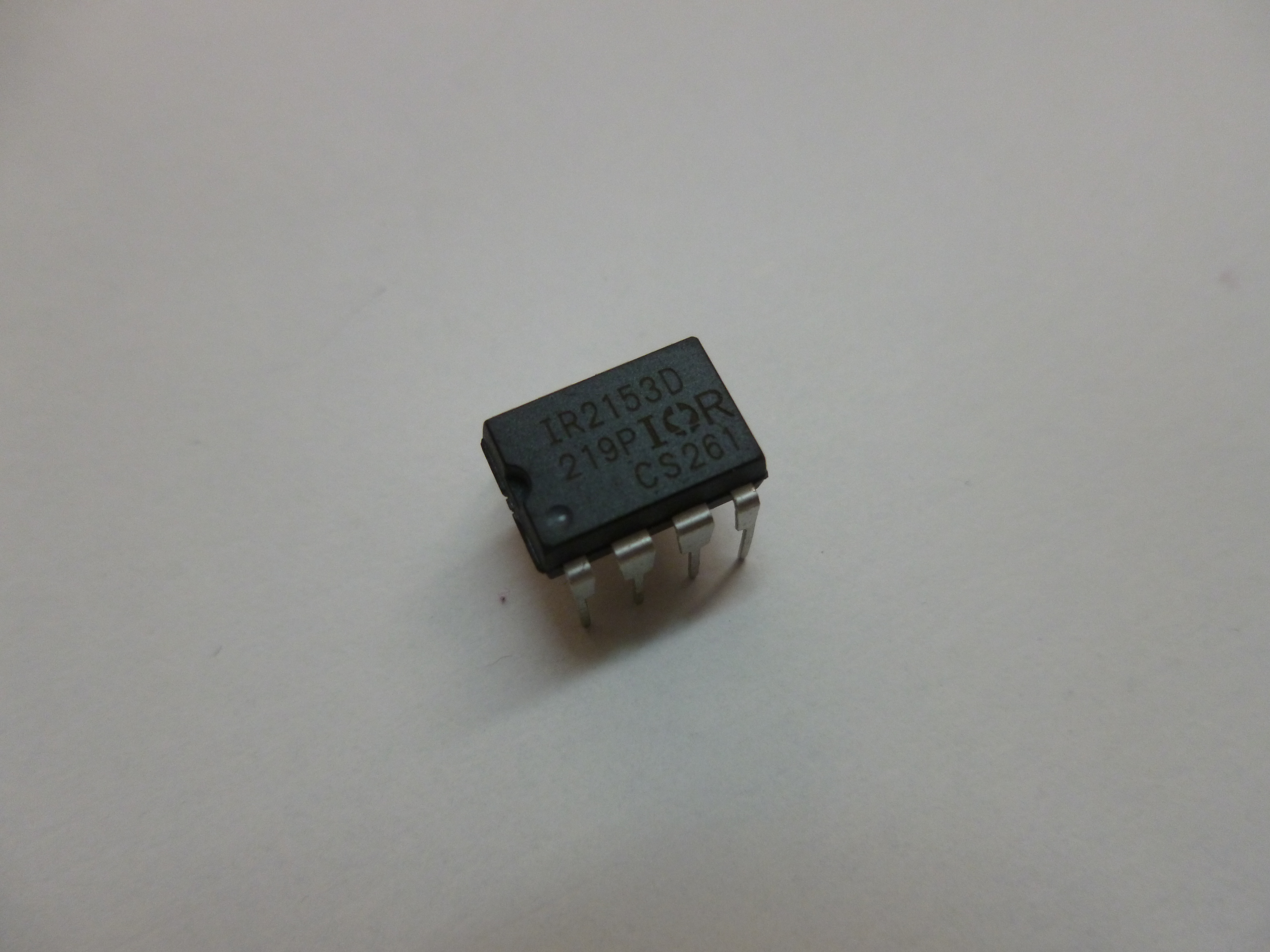 IR2153D IR2153 DIP8 Switching Regulator IC (OEM)