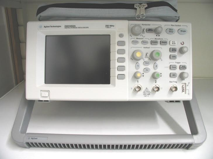 Agilent/HP Oscilloscope, 200 MHz, 2 Channel - HP DSO (DSO-3202A) (Used)