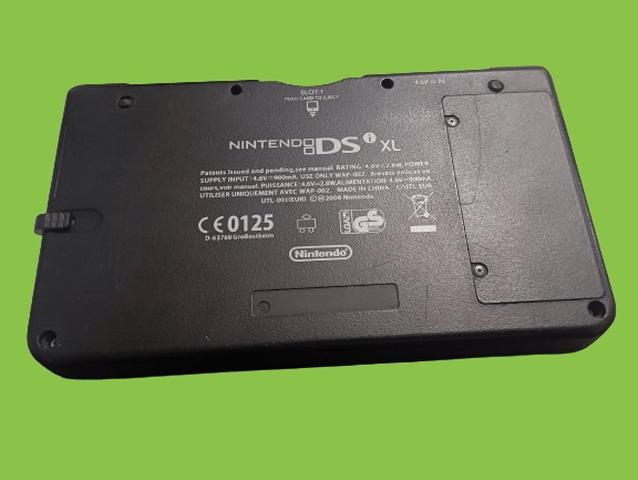 Nintendo DSi XL green (USED)