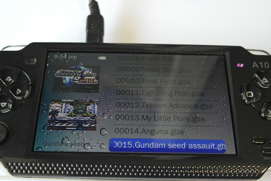 Handheld Console Game Player 8gb with 2500 games, black color - OEM