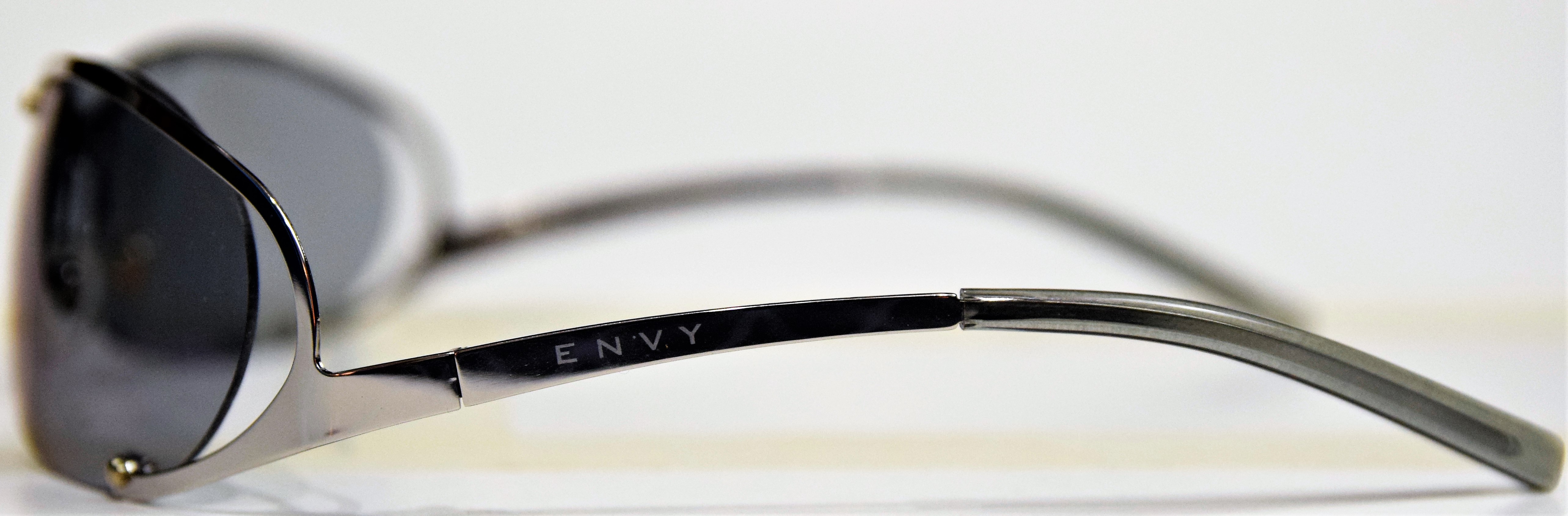 Γυαλιά ηλίου Vintage 2000's ENVY EN4015M 6313 SISI 100