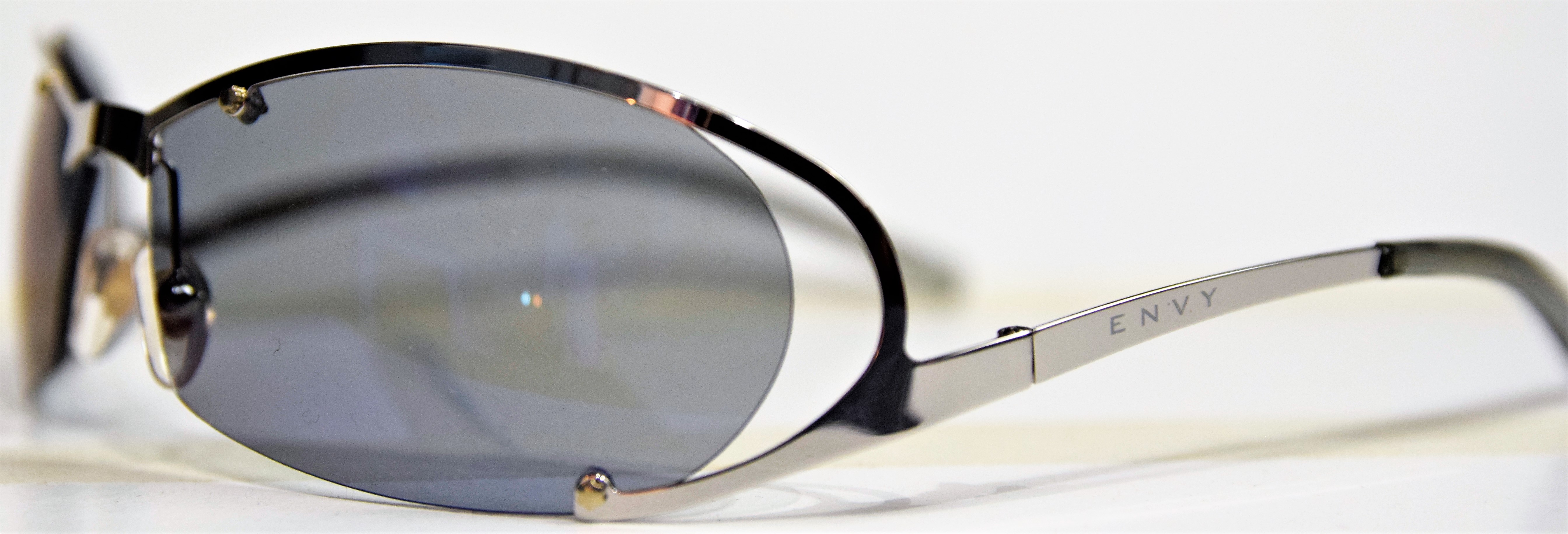 Γυαλιά ηλίου Vintage 2000's ENVY EN4015M 6313 SISI 100
