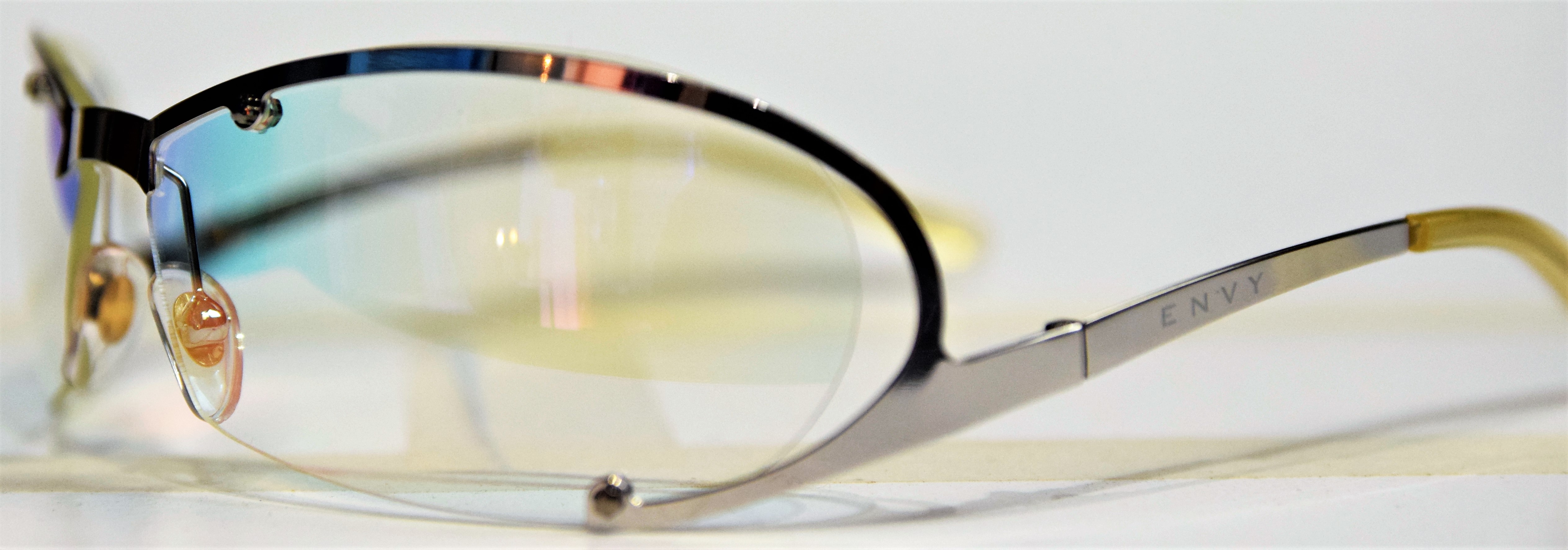 Γυαλιά ηλίου Vintage 2000's ENVY EN4018D 6213 SISI 100