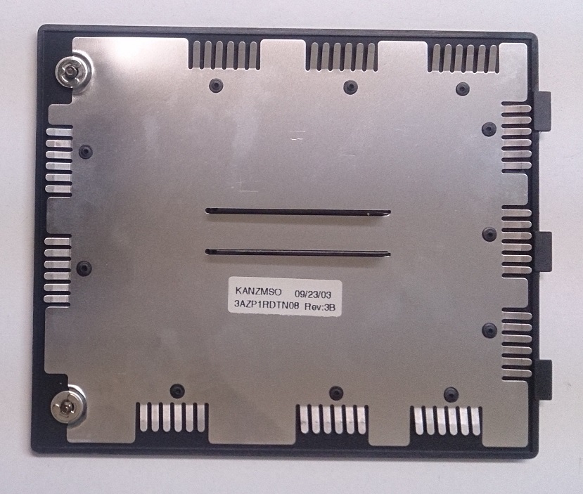 Acer Aspire 1510 1350 RAM Cover 3AZP1RDTN08 (USED)