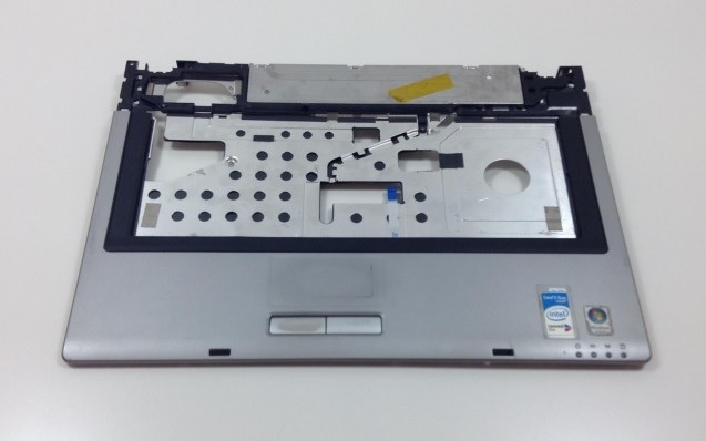 Advent 7111 QT5500 Touchpad Palmrest Keyboard 35TW3TA0004 (USED)