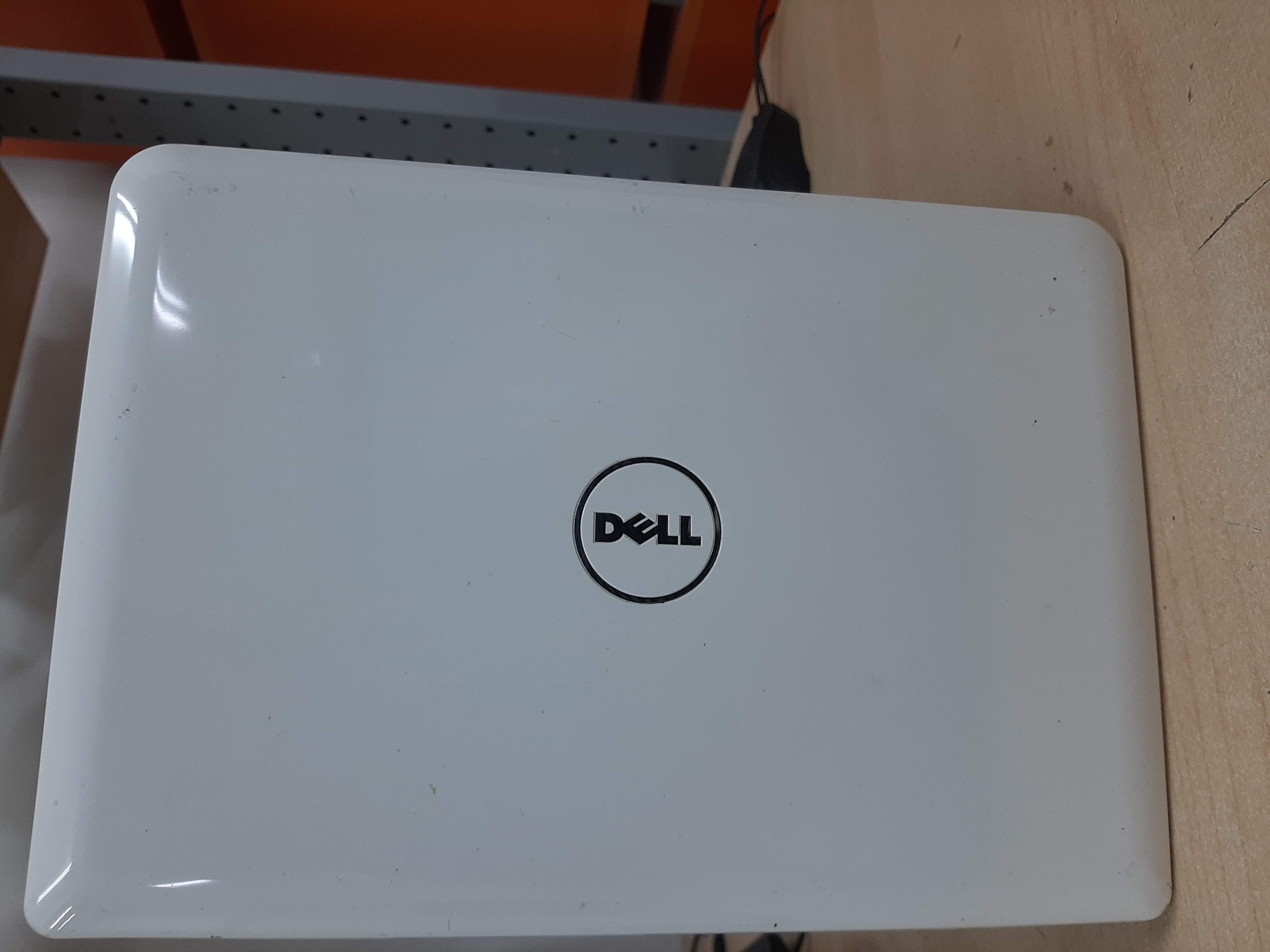 DELL INSPIRON Mini 10 - Atom Z530 1.60GHz - 1GB - 160GB (lubuntu 184 x86)