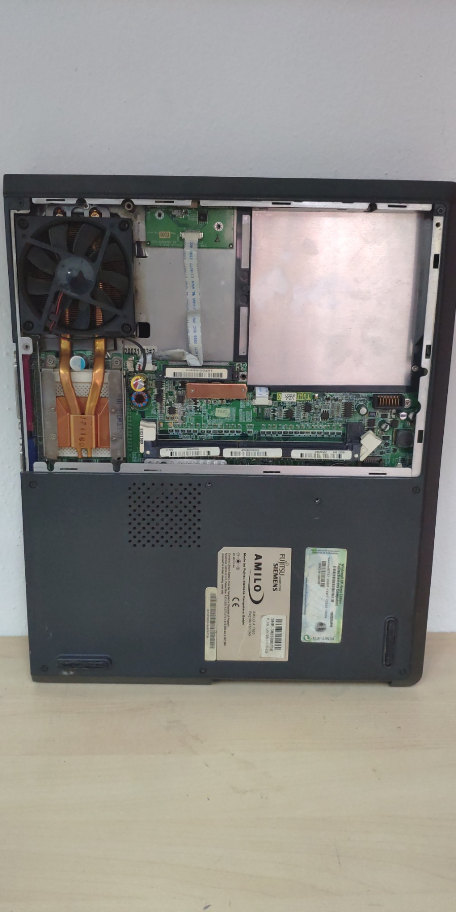 Repair Parts for Fujitsu Amilo A7620