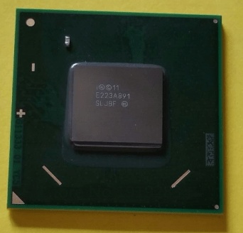 Intel SLJ8F BGA Chipset with Integrated Circuit and Solder Balls (BD82HM75) (Bulk)