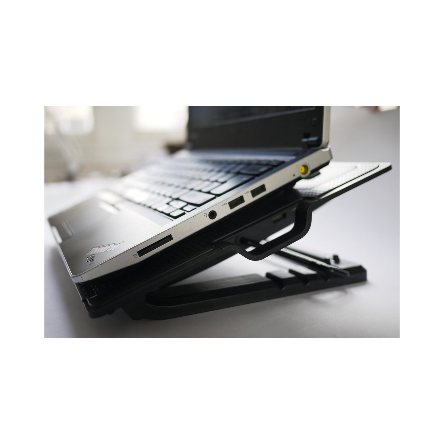 Kinobo Coolpad & Stand for Laptop or Notebook PC with USB Port + Fan up to 17