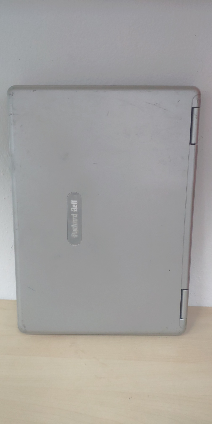 Ανταλλακτικά για λάπτοπ Packard Bell EASYNOTE R1900