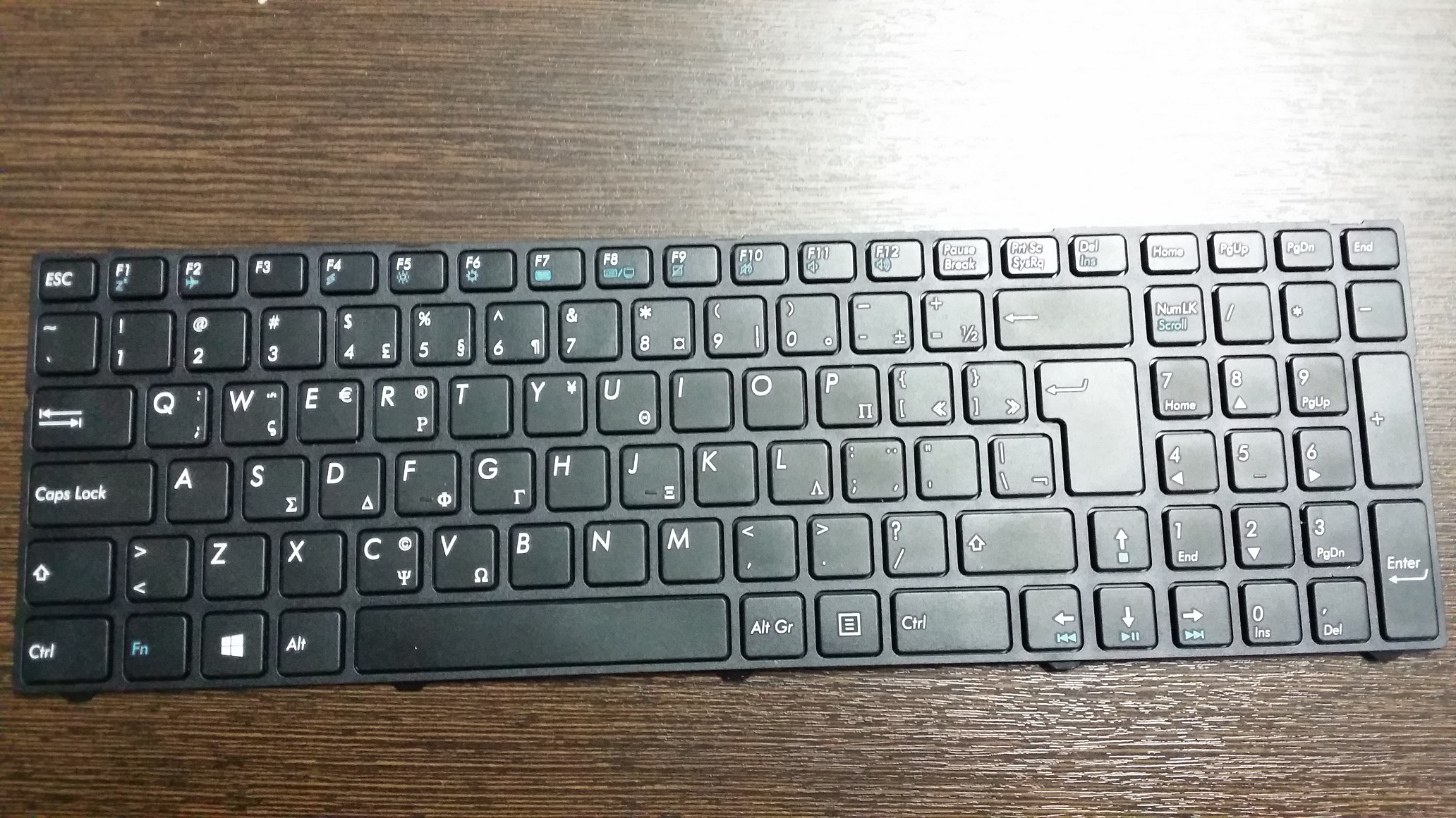 Turbo 10 C15M English-Greek Keyboard