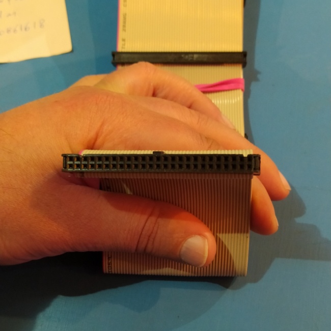 Fifth SCSI (1 - 2) Cable (5c, 1m) (1 - 2)