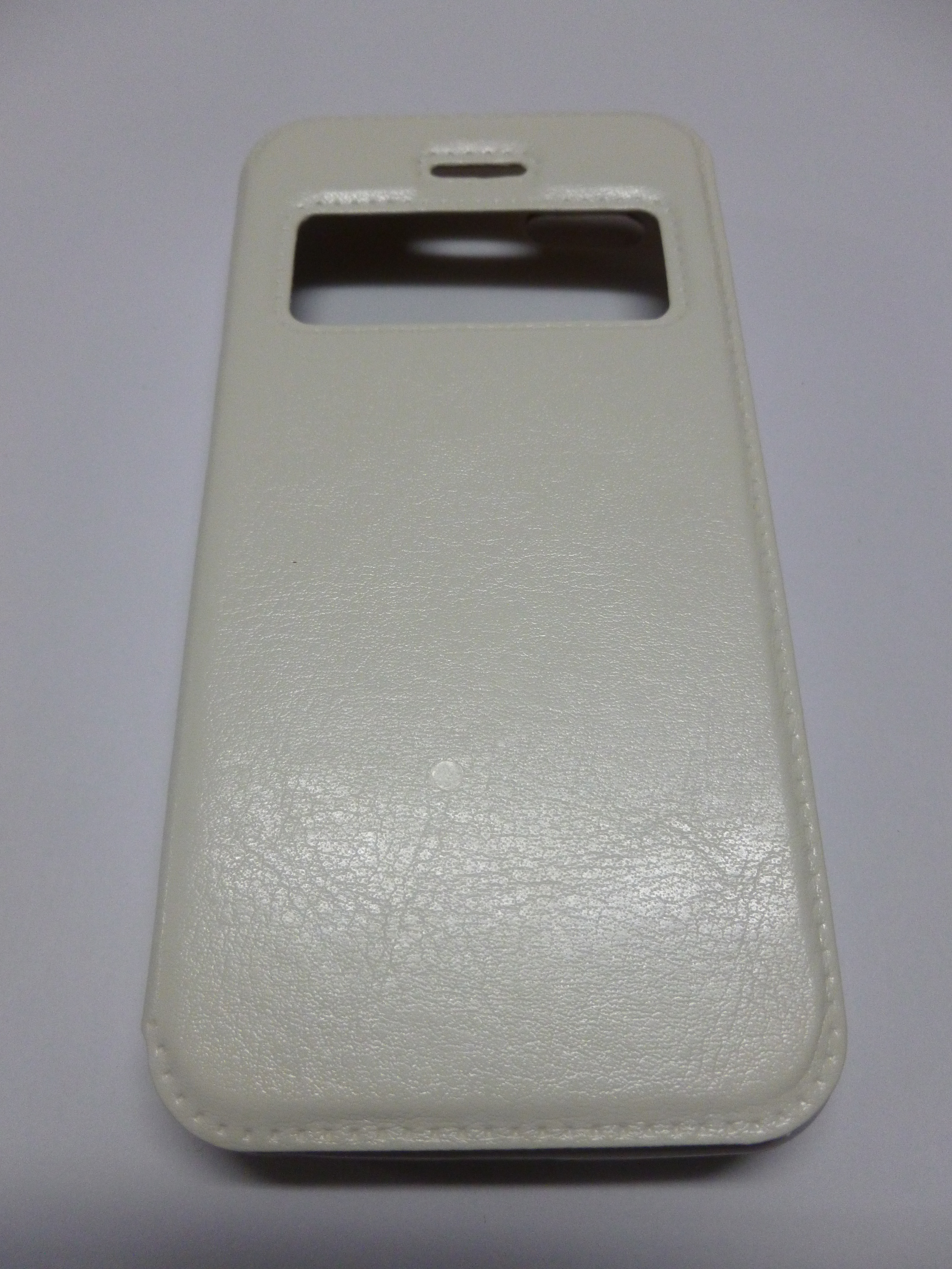 iPhone 5C Leather Case - Window Style Side-Open (White)