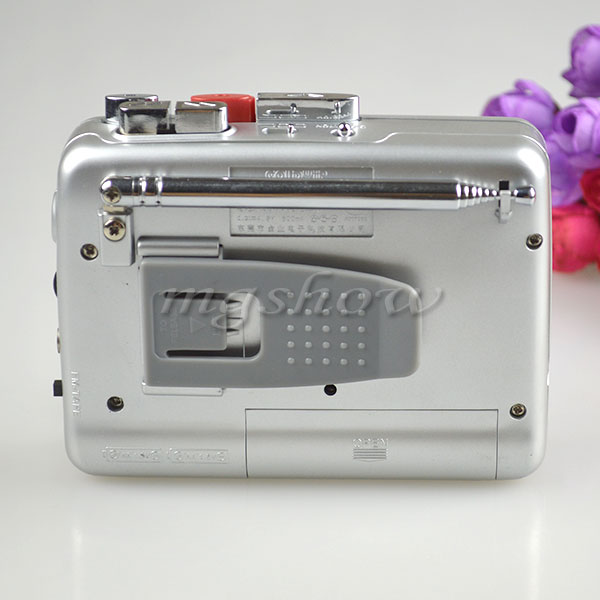 GOLDYIP GP-821F Auto Reverse Silver Handheld Portable Cassette Tape Mini Player with Earphone
